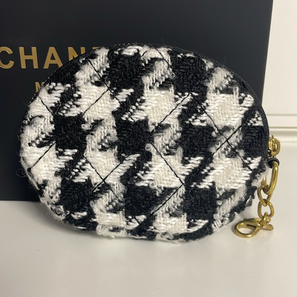 Chanel Makeup Tweed Coin Pouch Box & Ribbon - Picture 3 of 7
